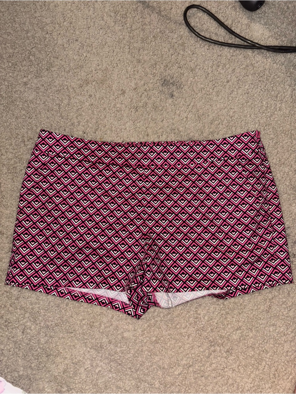 Express High-Rise Pink Geometric Print Shorts